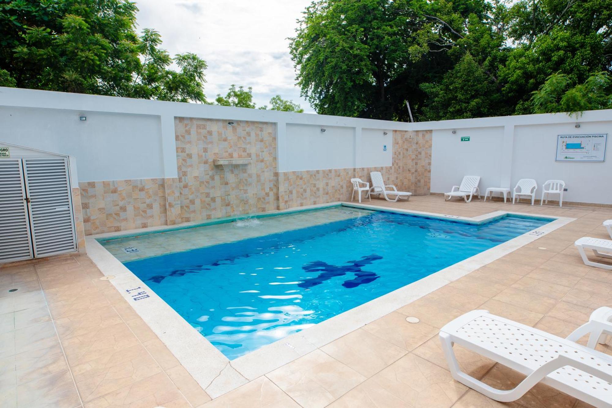 Hotel Villa Paraiso Villavieja Exterior photo